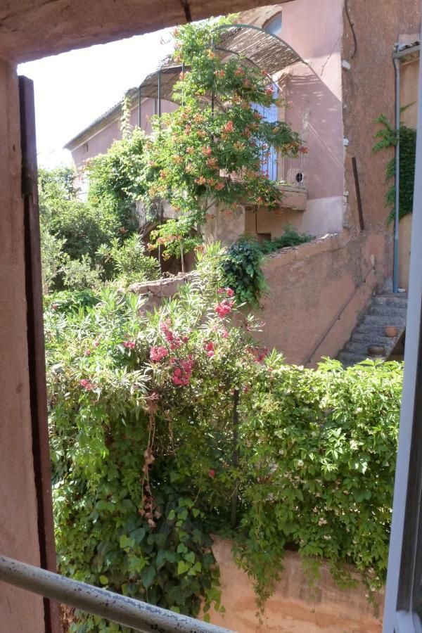La Cachette village Roussillon en Isere Eksteriør billede